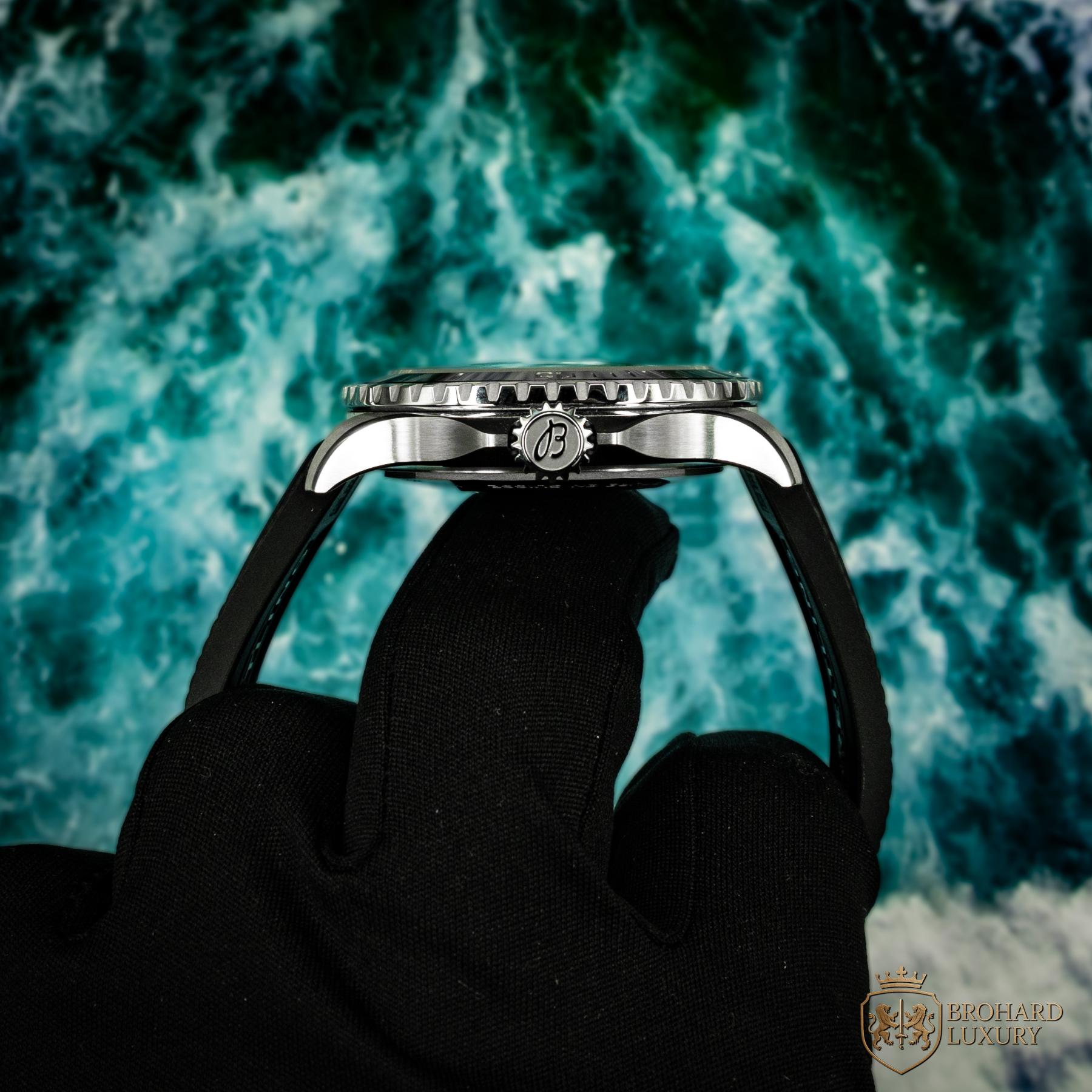 Breitling Superocean Automatic 42