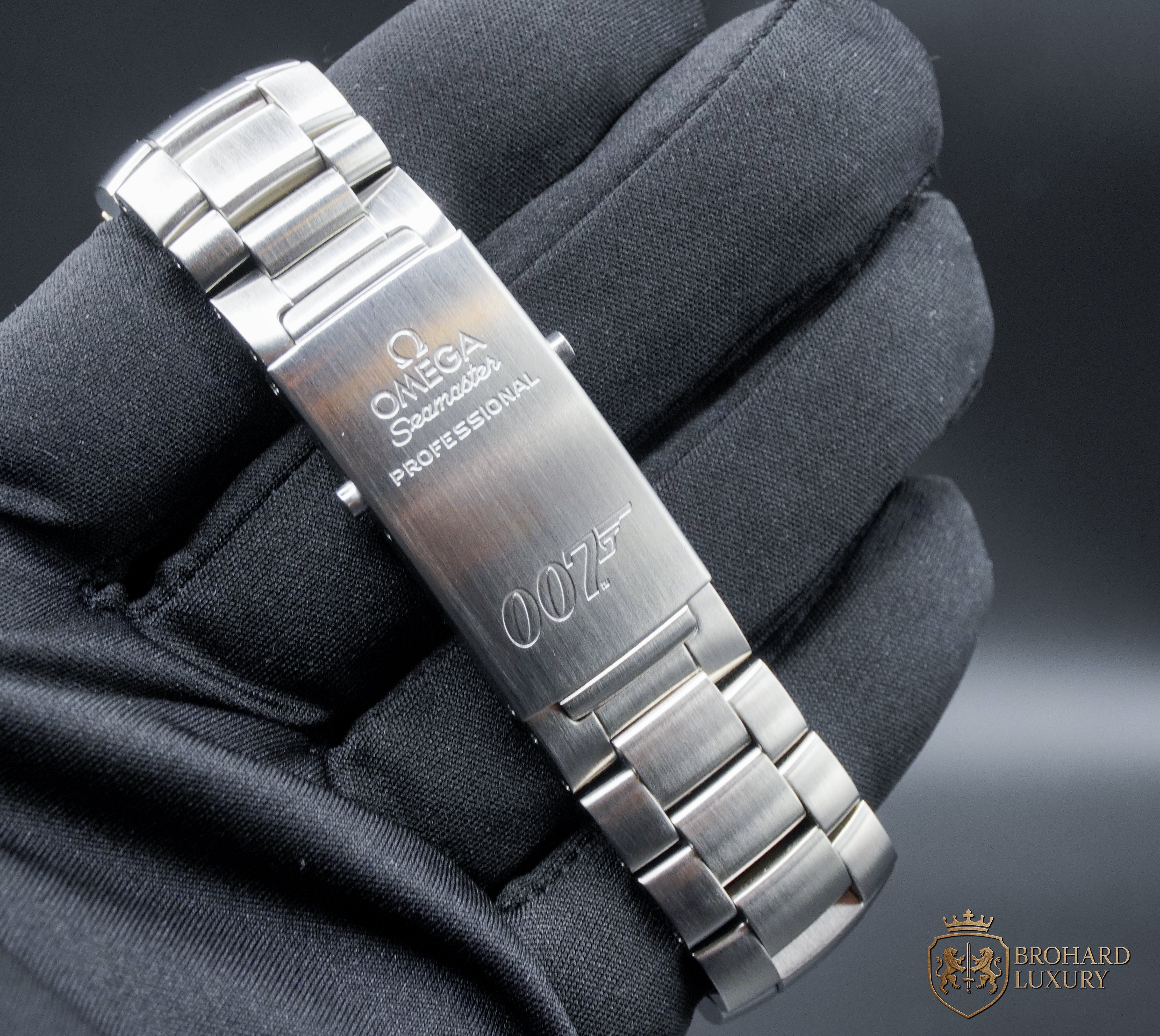 Omega Seamaster Planet Ocean 600M “Quantum of Solace” Limited Edition – Ref. 222.30.46.20.01.001