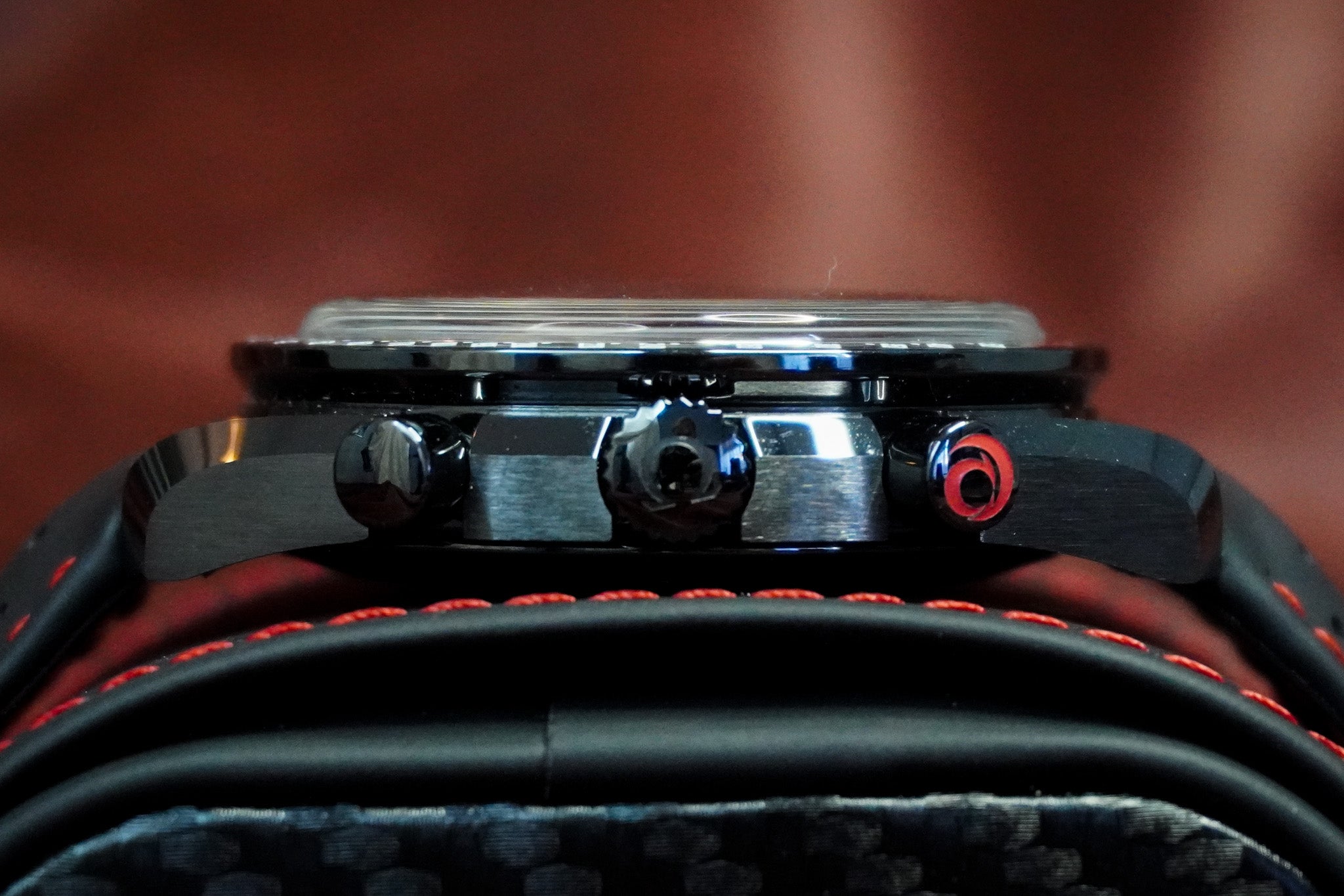 Omega Speedmaster Dark Side of The Moon Team Alinghi