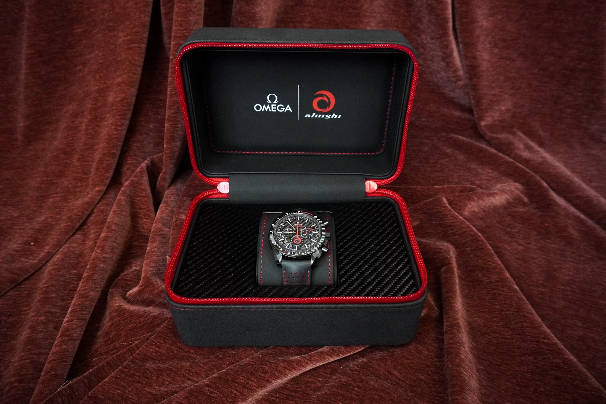 Omega Speedmaster Dark Side of The Moon Team Alinghi