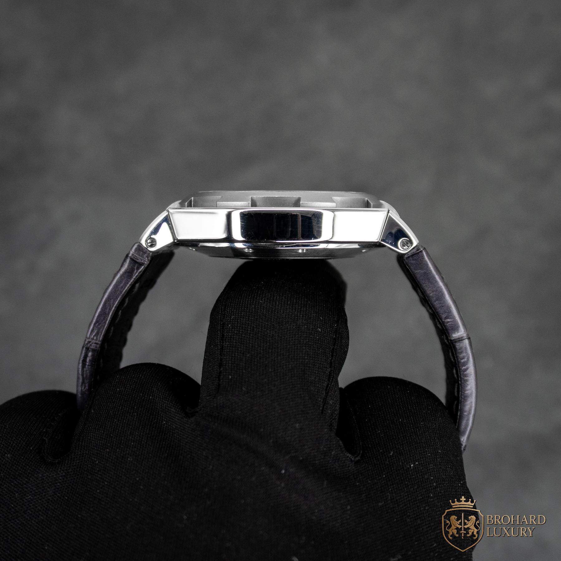 Vacheron Constantin Overseas Chronograph